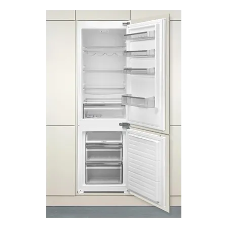 CDA CRI771 Integrated 70/30 combination fridge freezer